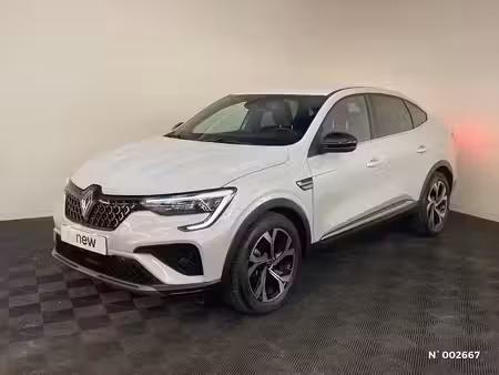 Renault Arkana E-Tech 1.6 145 Techno
