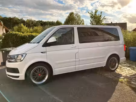 Volkswagen Transporter T5 2.0 TDI 140