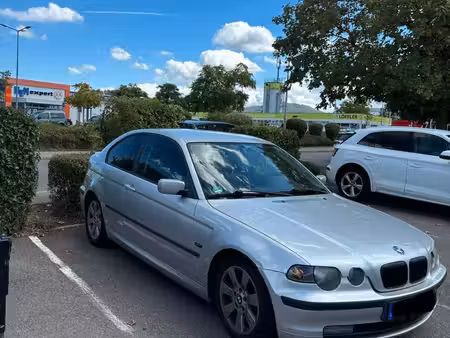 BMW Série 3 361i 1.8 115