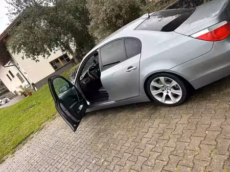 BMW Série 5 530i 3.0 231