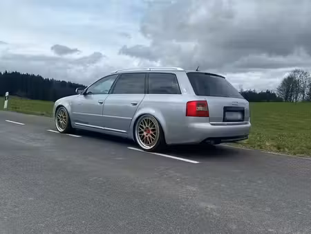 Audi A6 V6 2.5 TDI 163