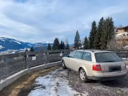 Audi A6 V6 2.8 193