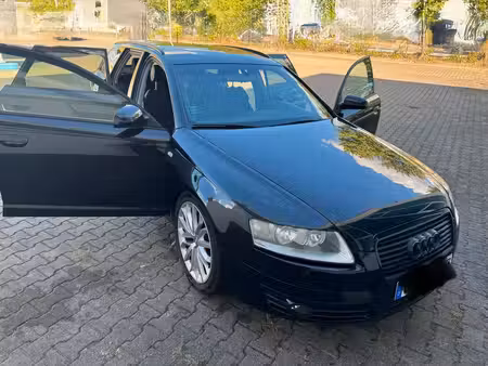 Audi A6 V6 2.4 170