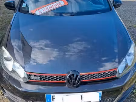 Volkswagen Golf GTI 2.0 TSI 210