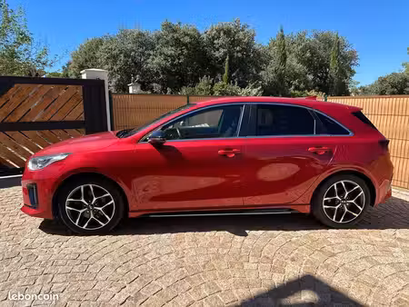 Kia Ceed 1.4 T GDi 140 GT Line