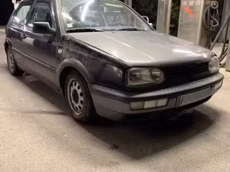 Volkswagen Golf 1.9 TDI 90