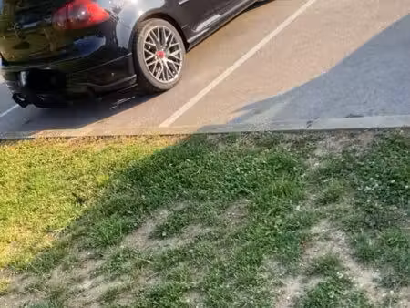 Volkswagen Golf GTI 2.0 200