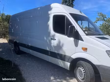 Mercedes-Benz Sprinter 