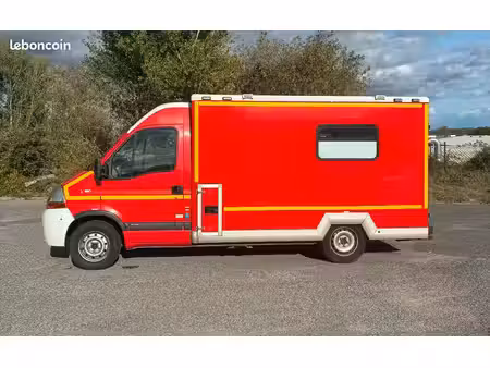 Renault Master 2.5 dCi 120
