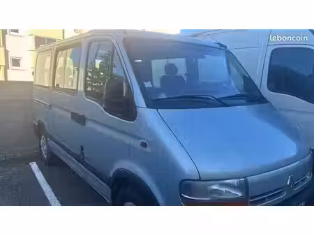 Renault Master 2.5 dCi 120