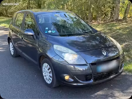 Renault Scénic 1.9 dCi 130