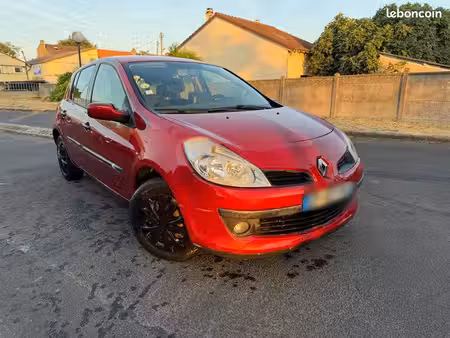 Renault Clio 1.4 98