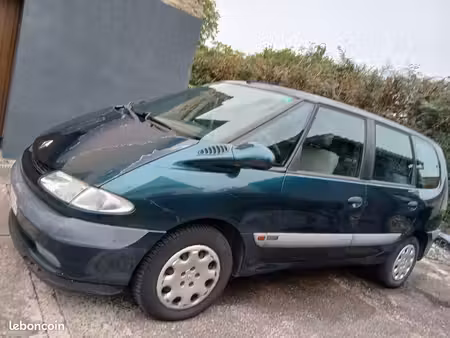 Renault Espace 2.2 110