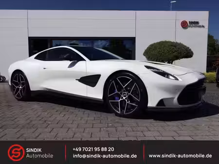 Aston Martin Vanquish V12 5.9
