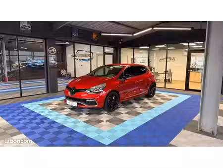 Renault Clio RS 1.6 T 200