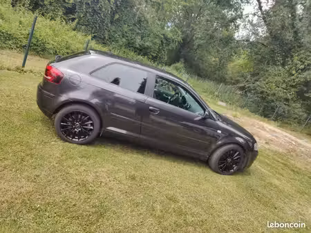 Audi A3 V6 3.2 250 quattro