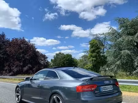 Audi A5 RS5 V8 4.2 FSI 450 quattro