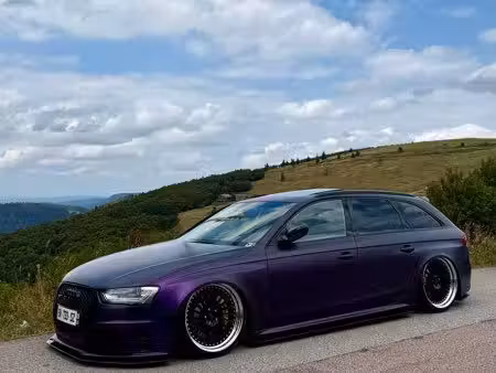 Audi A4 RS4 V8 4.2 FSI 450 quattro