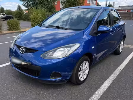Mazda Mazda2 75