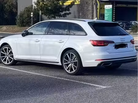 Audi A4 2.0 TDI 190 S line