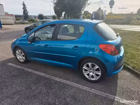 Peugeot 207 1.6 HDi 110