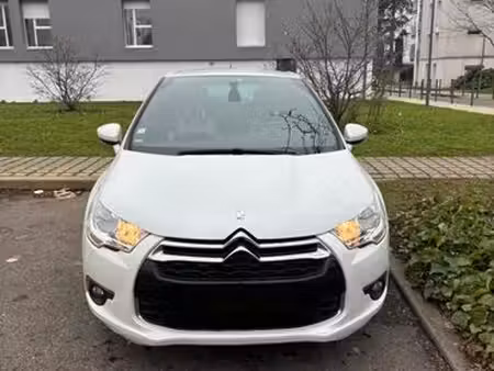 DS 4 1.6 HDi 115