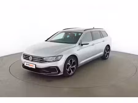 Volkswagen Passat GTE 1.4 TSI 218