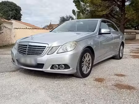 Mercedes-Benz Classe E E 200 2.1 136 Elegance