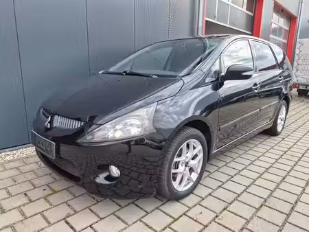 Mitsubishi Grandis 2.4 165 Intense
