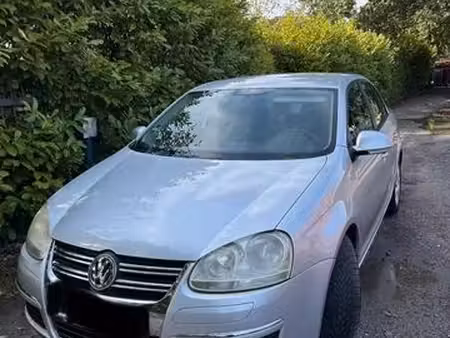 Volkswagen Jetta 