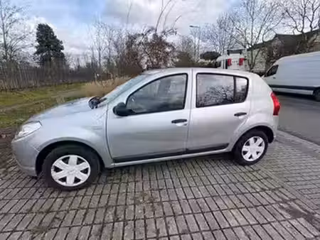 Dacia Sandero 1.2 75