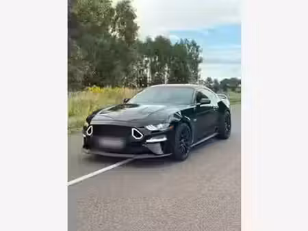 Ford Mustang Fastback V8 5.0