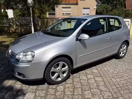 Volkswagen Golf 1.4 75