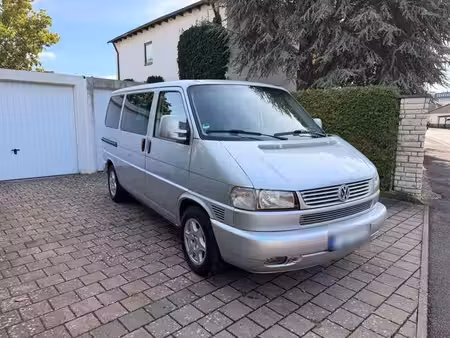 Volkswagen Transporter T4 2.5 TDI 102