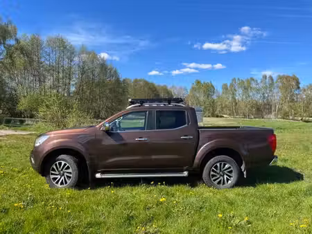 Nissan NP300 
