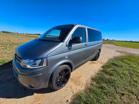 Volkswagen Transporter T5 2.0 TDI 140