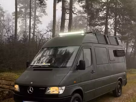 Mercedes-Benz Sprinter 