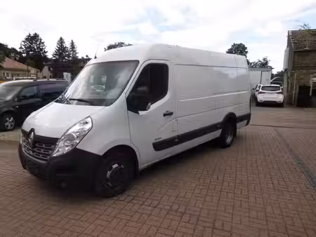 Renault Master 2.3