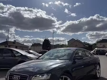 Audi A5 V6 2.7 TDI 190 Ambiente