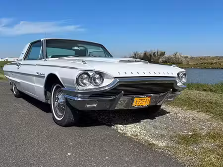 Ford Thunderbird 