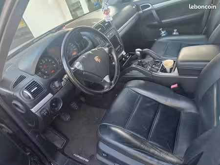 Porsche Cayenne V6 3.2 250 4x4