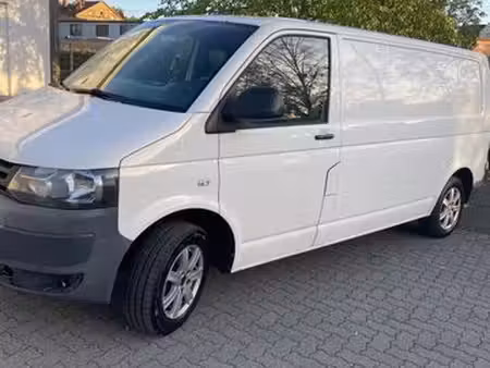 Volkswagen Transporter T5 2.0 TDI 102