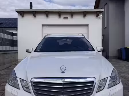 Mercedes-Benz Classe E E 300 E 2.1 CDI 170