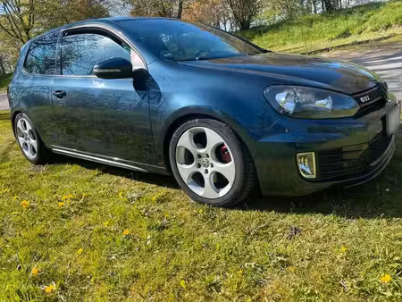 Volkswagen Golf GTI 2.0