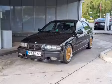 BMW Série 3 323i 2.5 170