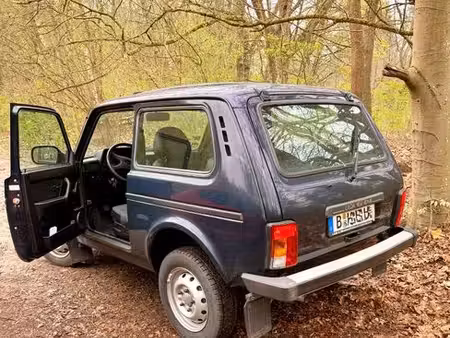 Lada Urban 1.7