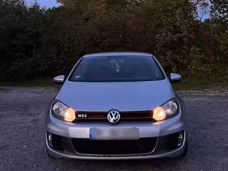 Volkswagen Golf GTI 2.0