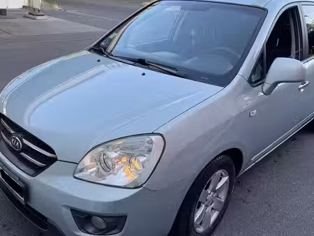 Kia Carens 2.0 144 LX