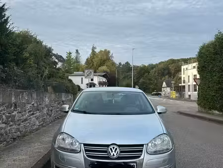 Volkswagen Jetta 1.4 TSI 122
