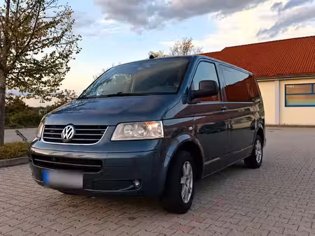 Volkswagen Transporter T5 2.5 TDI 174
